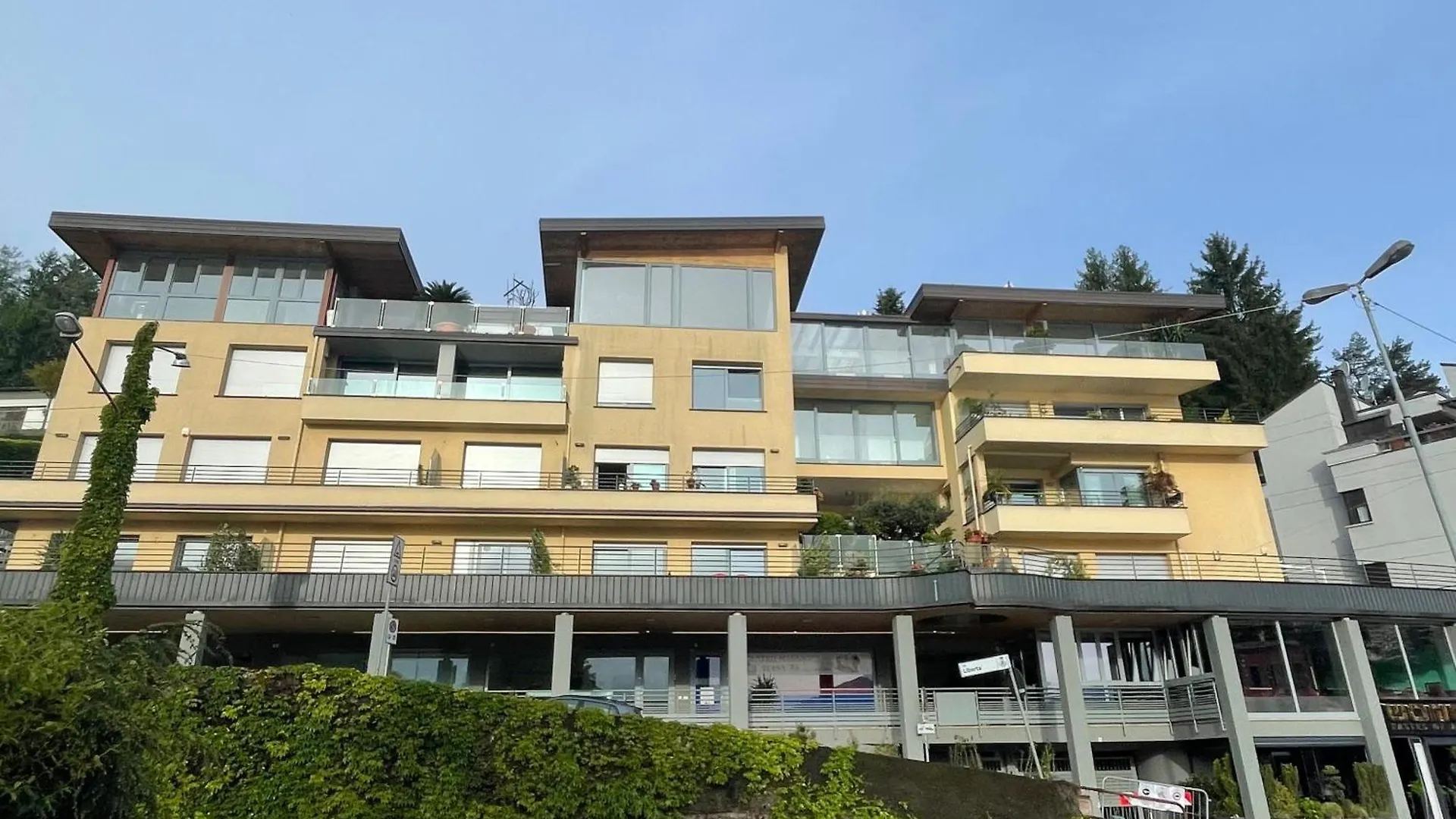 公寓 Reflections At The Lake 拉韦纳蓬泰特雷萨
